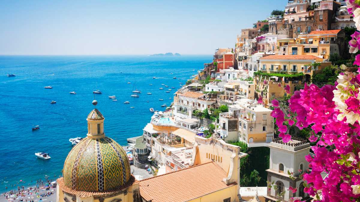 Tour storico-archeologico di Positano: itinerario tra MAR, chiesa e torri